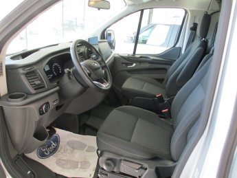 Ford, Nugget, Diesel, 2022 - 46.319 km     
